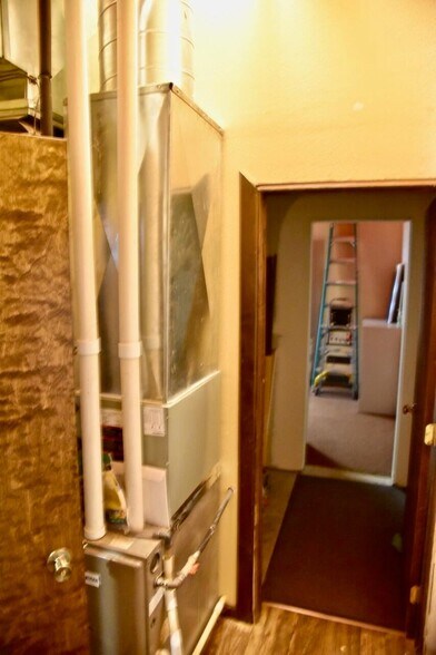 More Photos Of 102 E 6th Ave, Fort Pierre Office For Sale