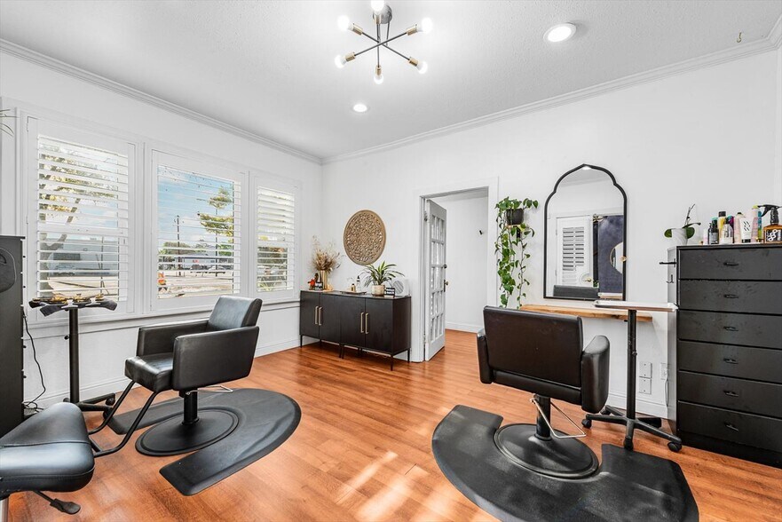 More Photos Of 348 Cernon St, Vacaville General Retail For Sale