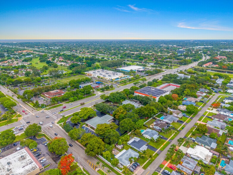 More Photos Of 8200 N University Dr, Tamarac Bank For Sale