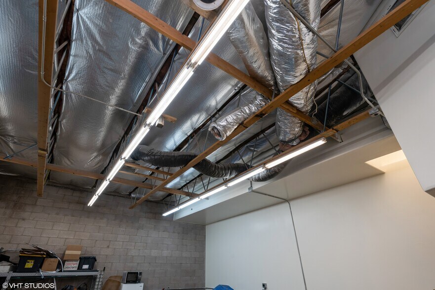 More Photos Of 620 N 1100 E, Saint George Warehouse For Sale