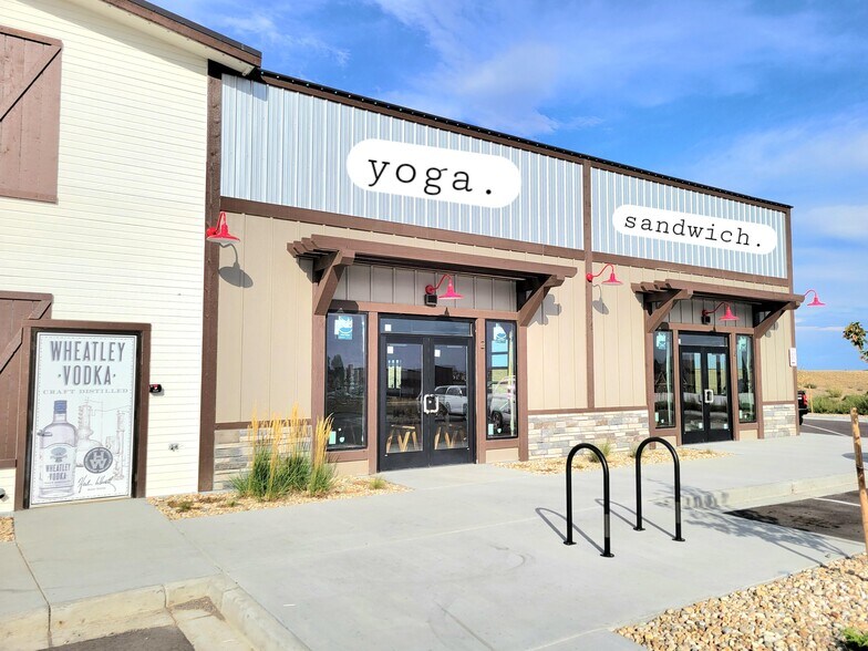 More Photos Of 2116 Picture Point Drive Dr, Windsor Storefront Retail Office For Lease
