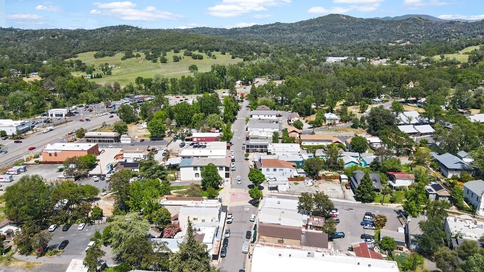 More Photos Of 18723 Main St, Jamestown General Retail For Sale