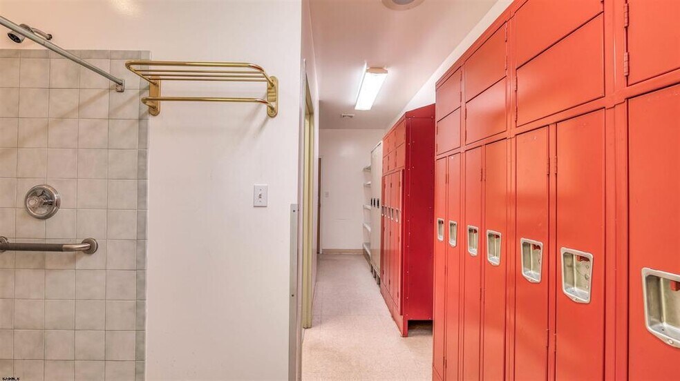 More Photos Of 301-305 Central Ave, Egg Harbor Township Medical For Lease