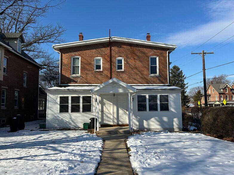 More Photos Of 566 Main St, Royersford Office For Sale