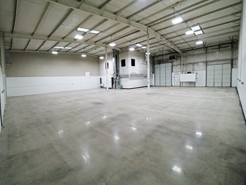 More Photos Of 297 Industrial Park Dr, Lawrenceville Warehouse For Lease