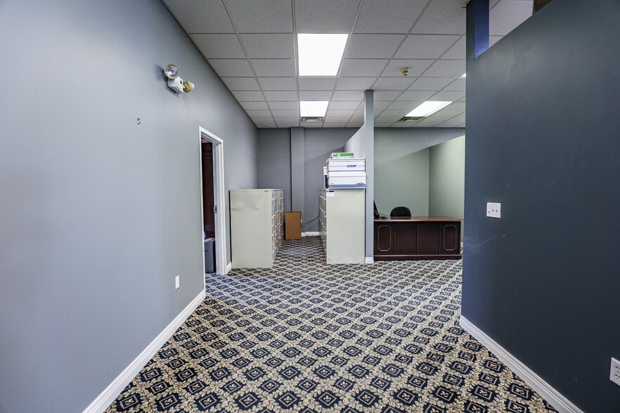 More Photos Of , Paducah Unknown For Sale