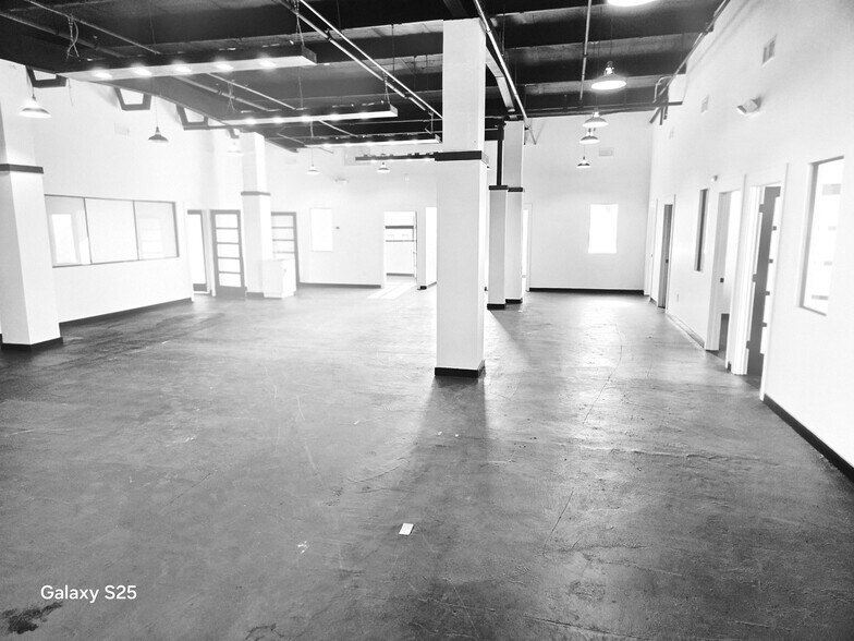 More Photos Of 99 Jersey Ave, New Brunswick Warehouse For Lease