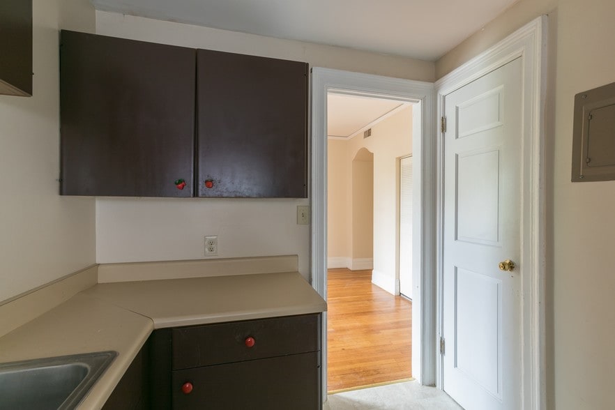 More Photos Of 870 Vine St, Chattanooga Apartments For Lease