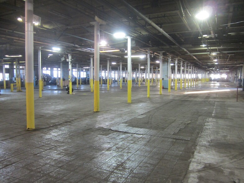 More Photos Of 330 Turner St, Attleboro Manufacturing For Lease
