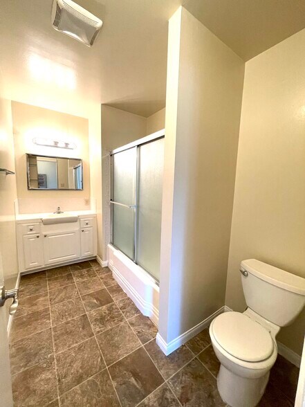 More Photos Of 1799 N Hollywood Way, Burbank Apartments For Sale