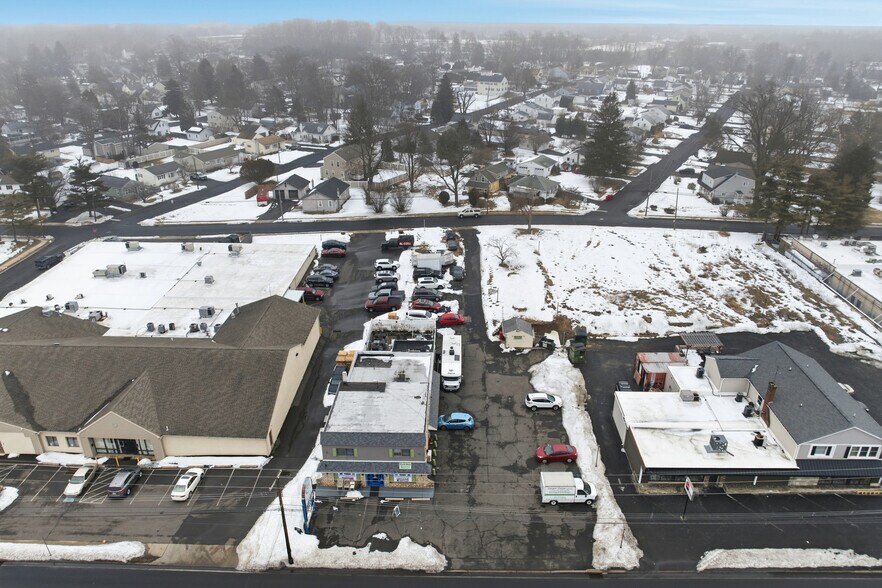 More Photos Of 119 York Rd, Warminster Township Restaurant For Sale