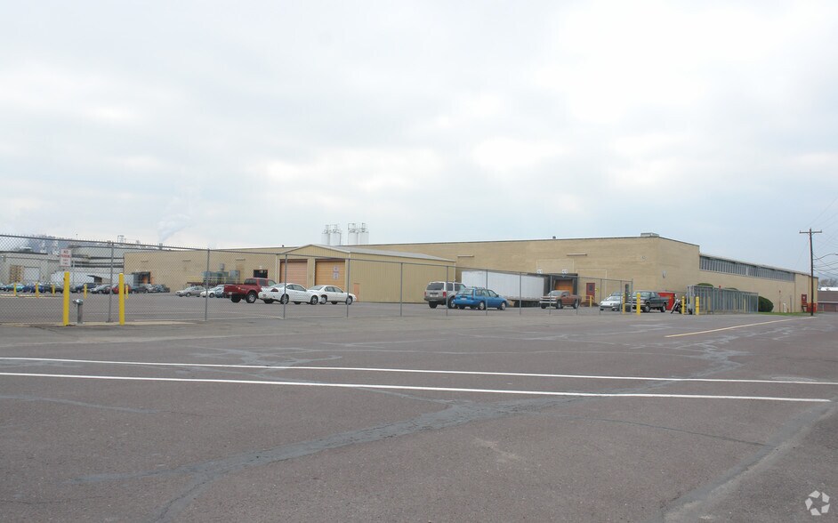 More Photos Of 480 W 5th St, Bloomsburg Manufacturing For Sale