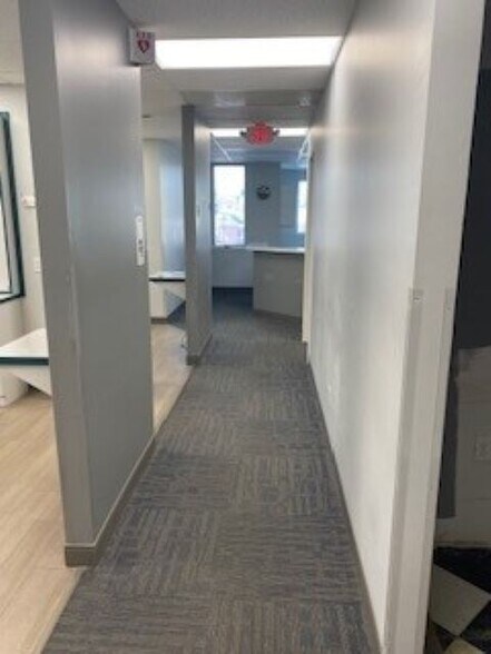 More Photos Of 303-307 Jungermann Rd, Saint Peters Medical For Lease