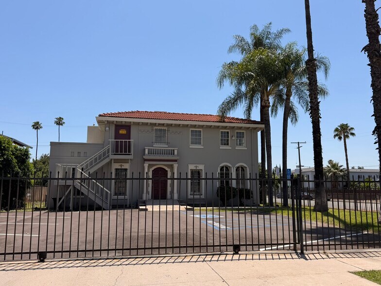 More Photos Of , San Bernardino Office For Sale