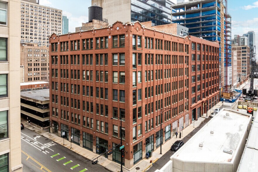 More Photos Of 601 S LaSalle St, Chicago Office For Sale