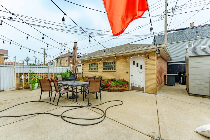 More Photos Of 2724 W 51st St, Chicago Storefront Retail Residential For Sale