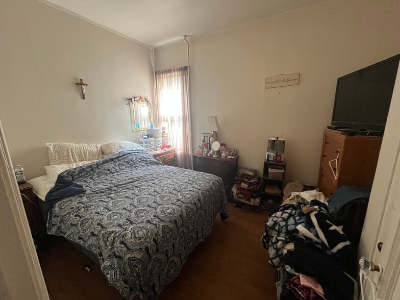 More Photos Of 16 Clinton St, Taunton Apartments For Sale