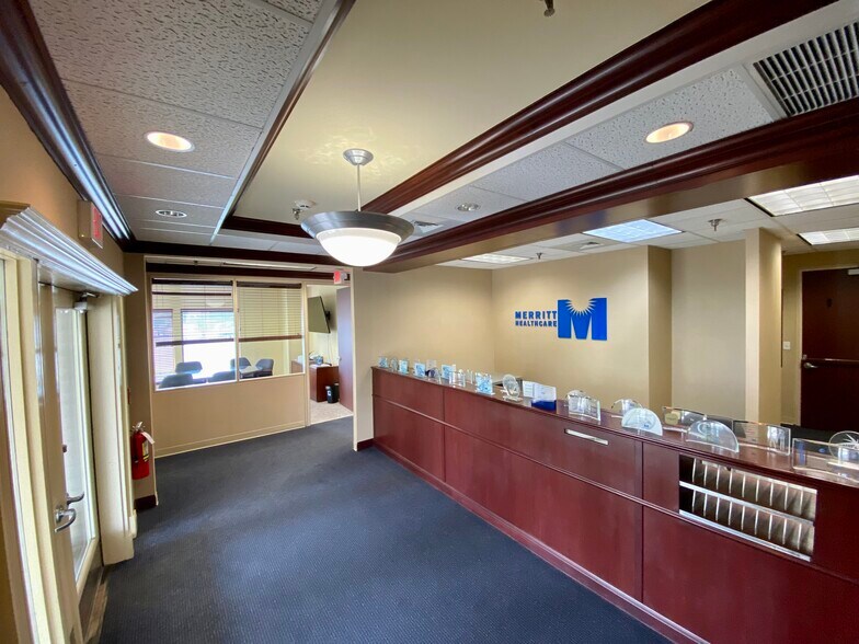 More Photos Of 75 Danbury Rd, Ridgefield Unknown For Lease