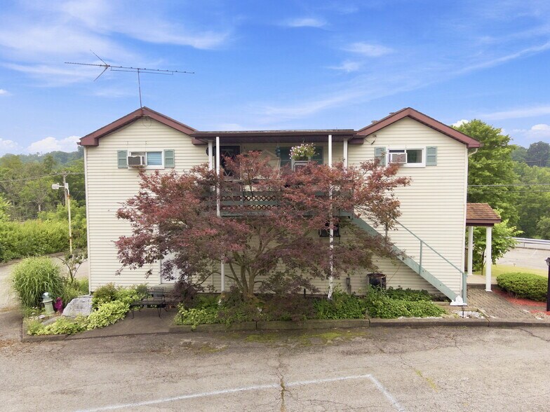 Primary Photo Of 557 Unity Center Rd, Pittsburgh Funeral Home For Sale