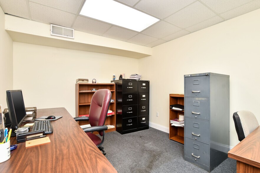 More Photos Of 124 N Charleston St, Blacksburg Warehouse For Sale