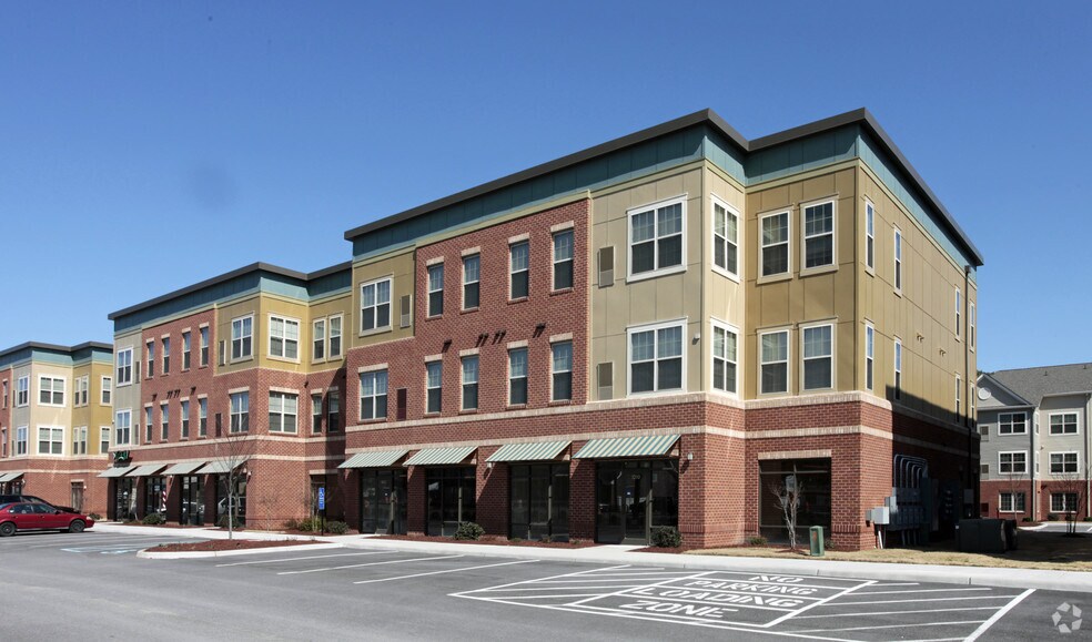 More Photos Of 1220 N King St, Hampton Apartments For Lease