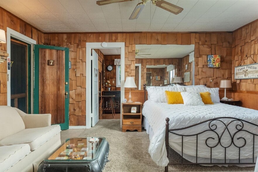 More Photos Of 306 W St Charles St, San Andreas Hotel For Sale