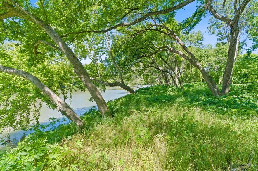 More Photos Of 665 SH 230 Loop, Smithville Land For Sale