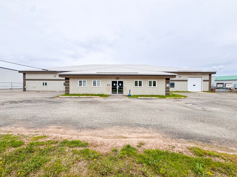 Primary Photo Of 511 Ferdinand Blvd, Dieppe Showroom For Lease