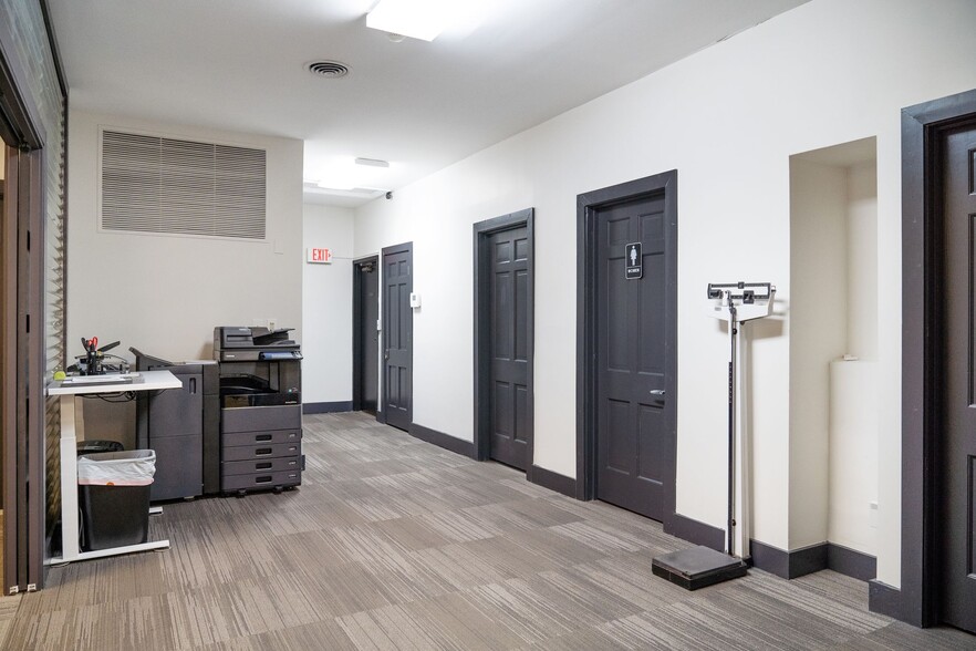 More Photos Of 1015 E Broad St, Columbus Coworking Space