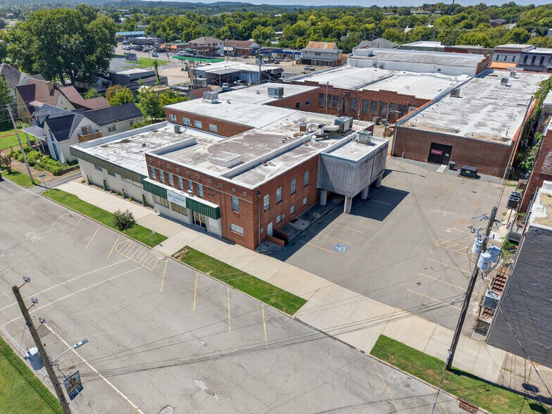 More Photos Of 207 Elk Ave S, Fayetteville Office For Sale