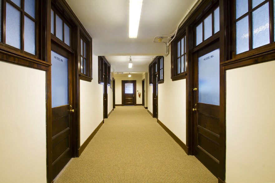 More Photos Of 32 N Main St, Belmont Office For Lease