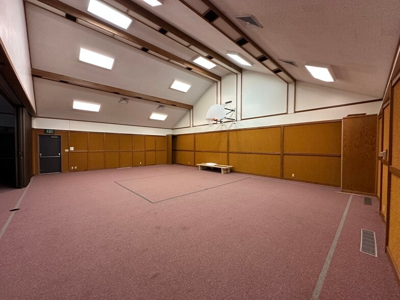 More Photos Of 2460 Baldwin st, Sturgis Religious Facility For Sale