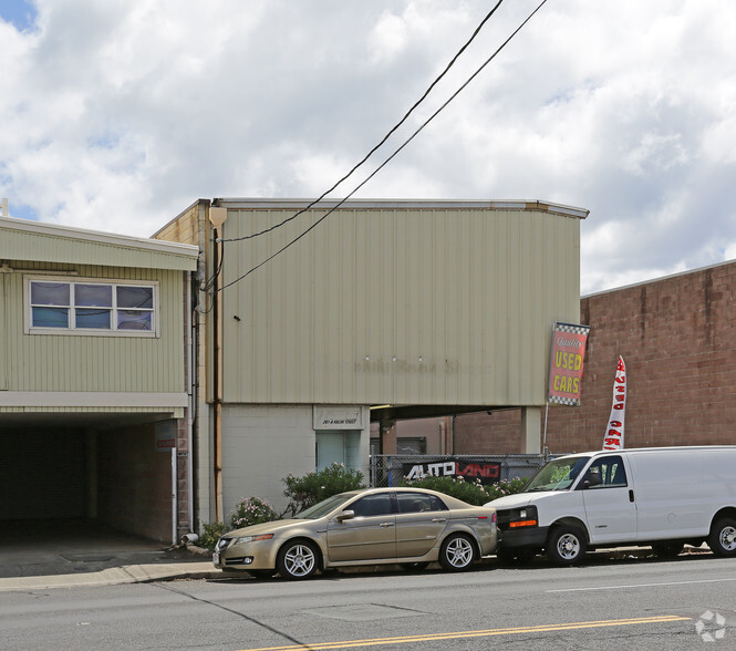 More Photos Of 287 Kalihi St, Honolulu Warehouse For Lease