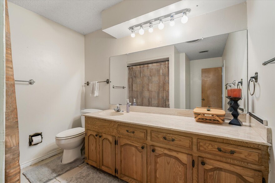 More Photos Of 28323 Interstate, Wills Point Restaurant For Sale