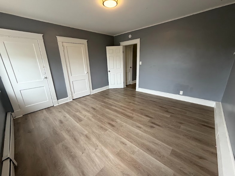 More Photos Of 57 Whiting St, New Britain Apartments For Sale