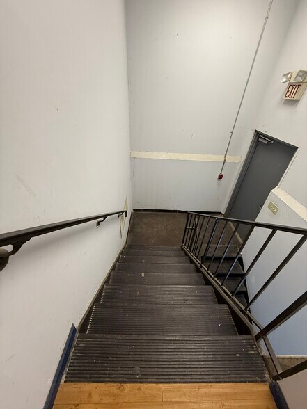 More Photos Of 6527 New Peachtree Rd, Atlanta Medical For Sale