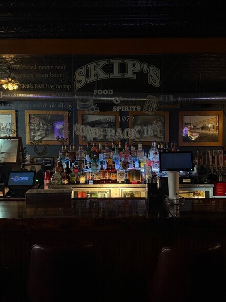 More Photos Of 111 E Main St, Flushing Bar For Sale