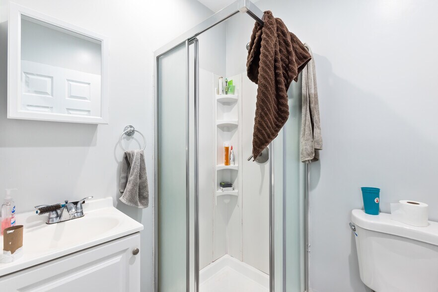 More Photos Of 406 S St Andrews Pl, Los Angeles Apartments For Sale