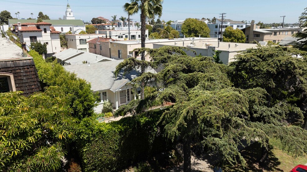 More Photos Of 1047 9th St, Santa Monica Apartments For Sale