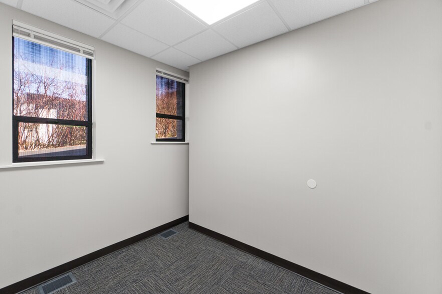 More Photos Of 1170 Clifton Ave, Clifton Office For Lease