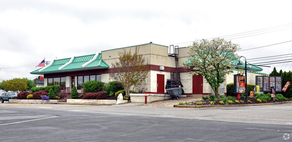 More Photos Of 6447 Baltimore National Pike, Baltimore Fast Food For Lease