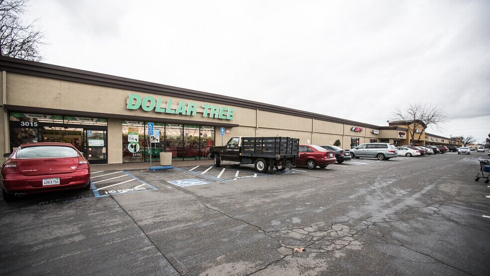 More Photos Of 2901-3071 W Capitol Ave, West Sacramento Storefront For Lease