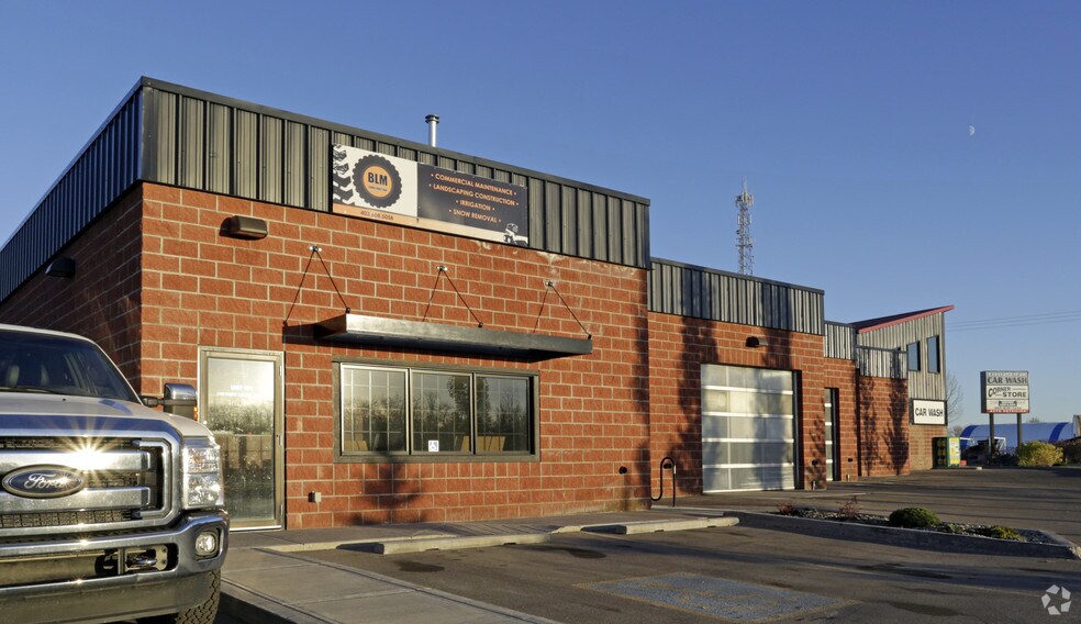 More Photos Of 1103 N Railway St, Okotoks Carwash For Lease