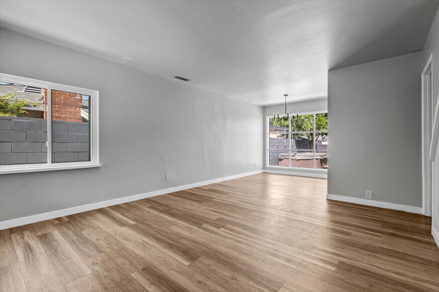 More Photos Of 6512 Coldwater Canyon Ave, Valley Glen Apartments For Sale