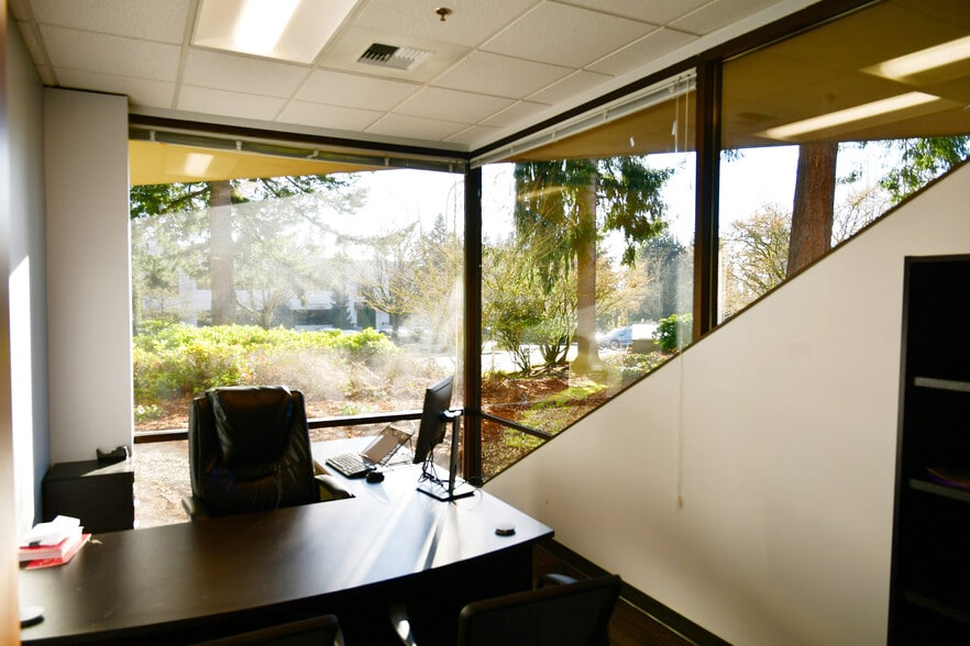 More Photos Of 33434 8th Ave S, Federal Way Office For Lease