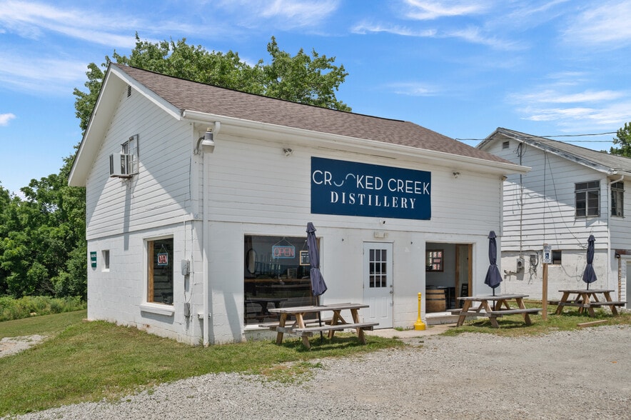 More Photos Of 2006 Mount Pleasant Rd, Greensburg Freestanding For Sale