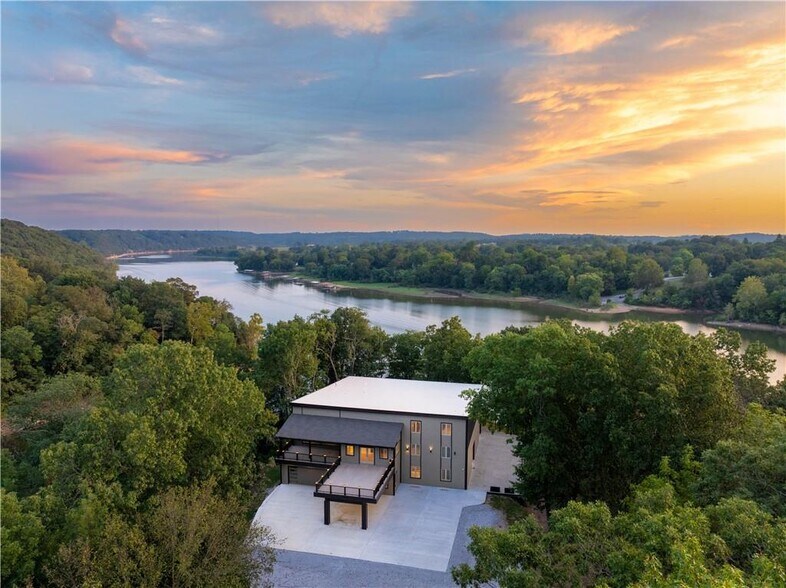 More Photos Of 18649 Saddle Shop Ln, Springdale Lodge Meeting Hall For Sale