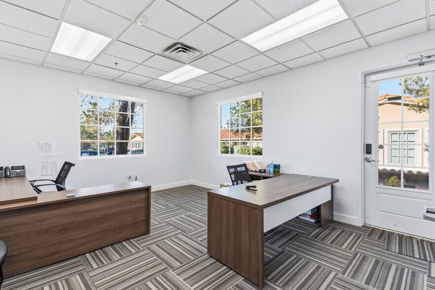 More Photos Of 3161 E Warm Springs Rd, Las Vegas Office For Sale