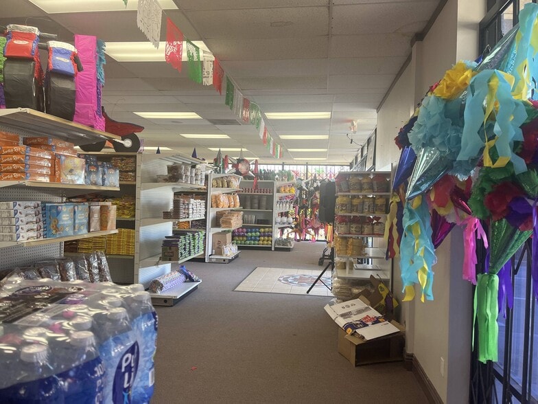 More Photos Of 9758 Magnolia Ave, Riverside Storefront Retail Office For Sale