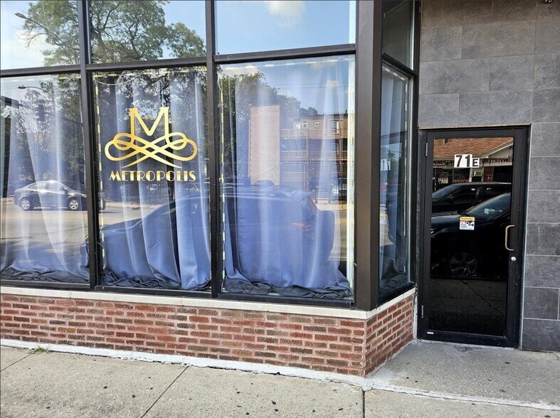 More Photos Of 63 E 43rd St, Chicago Storefront Retail Residential For Sale